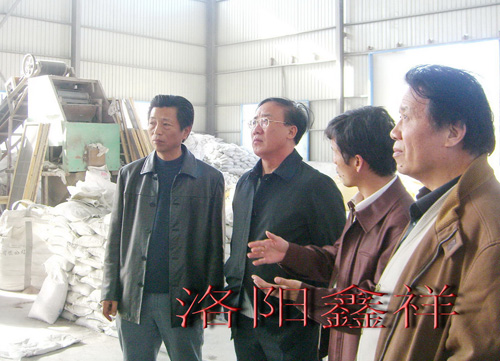 中國磨料磨具協(xié)會(huì)到伊川等地調(diào)研