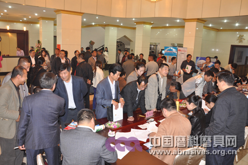 2011年磨料磨具秋季會(huì)議明日開(kāi)幕  人氣旺盛彰顯協(xié)會(huì)向心力