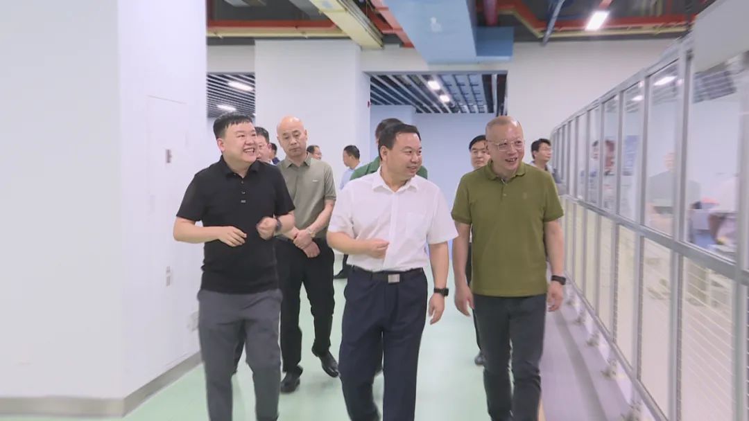 孫榮軍帶隊(duì)到成都、鄭州、登封等地開展招商引資活動(dòng)