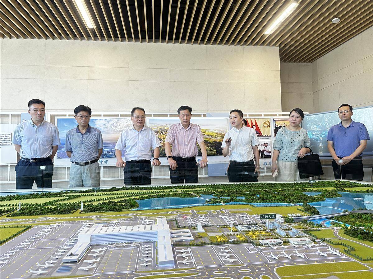 2023年社科專家市縣行活動開啟！首場聚焦助推鄂州自由貿(mào)易港建設(shè)